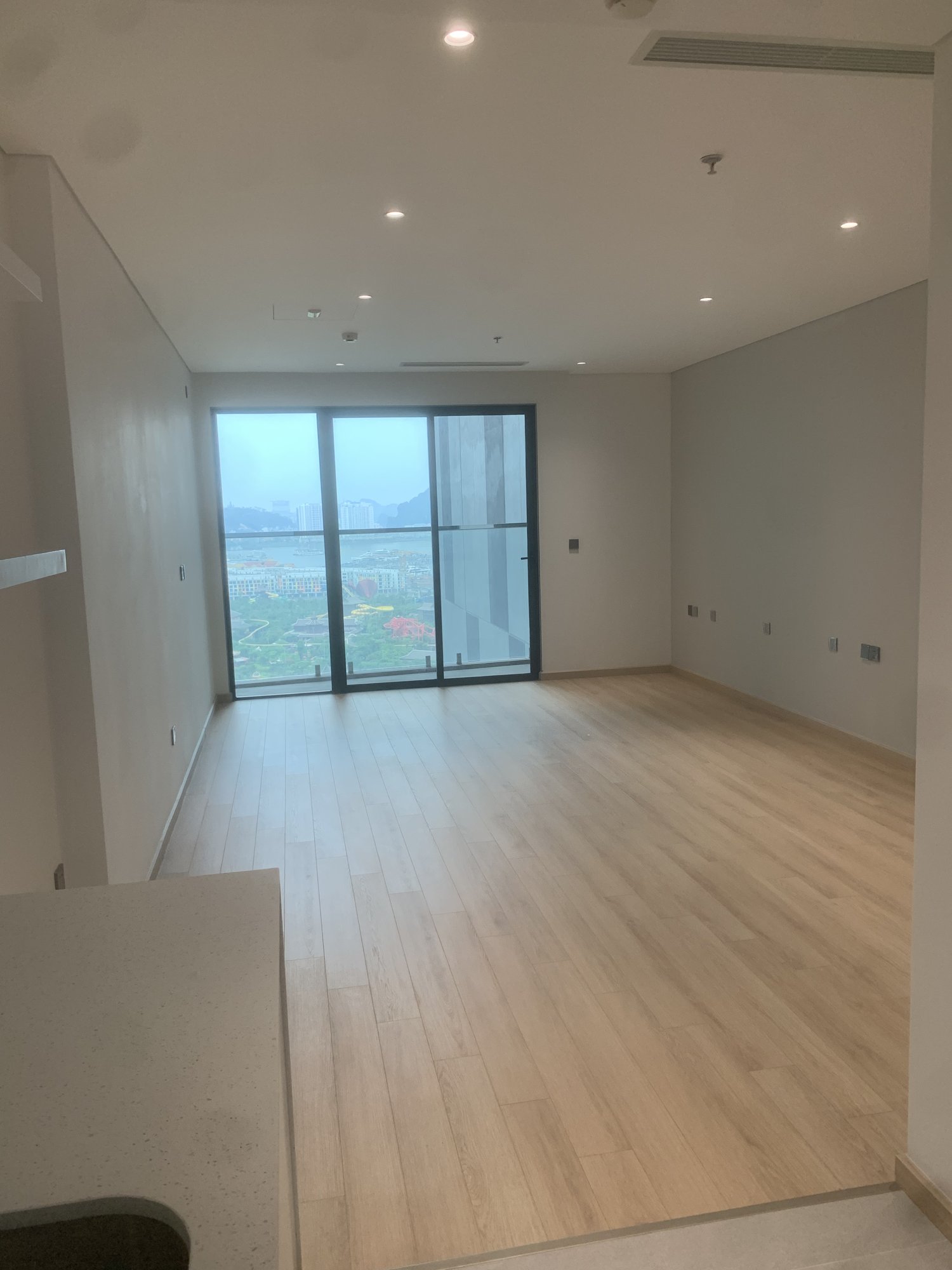 Studio Holiday Bãi Cháy — Căn H2015, tầng 20 — ảnh 4